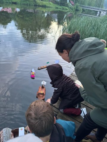 e09bd26e-a082-451e-8573-c052cb0ce30b