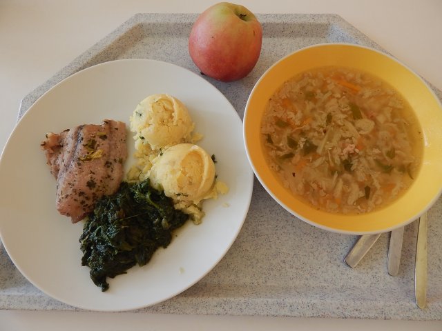 kapustová, sumeček, šťouchaný brambor, špenát