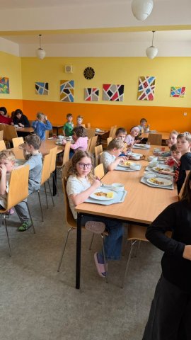 a0195c0f-04ff-40d6-b29e-94baaeff562e