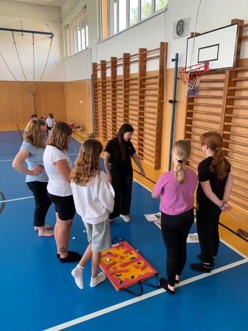 079646e6-08f6-44d3-9c0d-ee6668d9b425