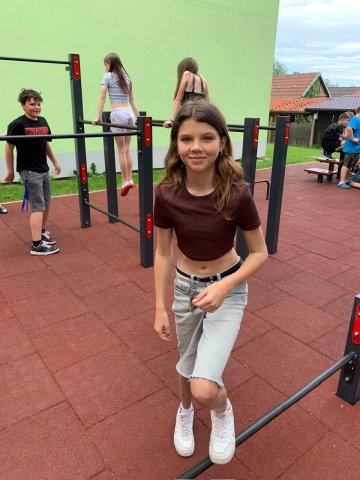 4d04fd26-7f42-48ad-a714-9e13b241d814