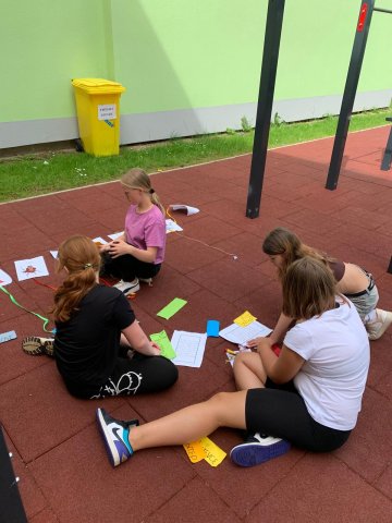 6a07cf6d-3a28-4ad3-8c38-104a0f86c35f