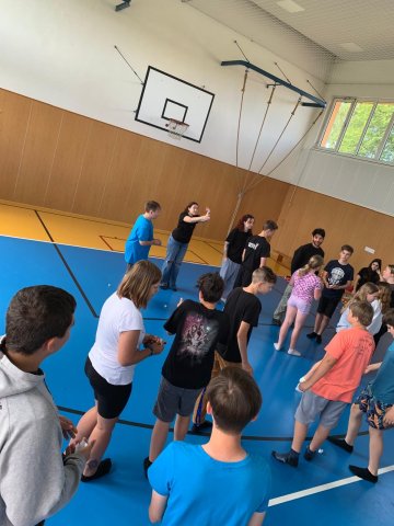 9fec2568-798c-46e2-9780-b273222fc97b