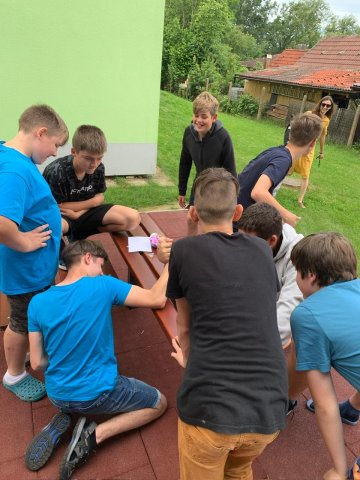 c999d666-aa63-4d58-9578-4b0fc0f8667b