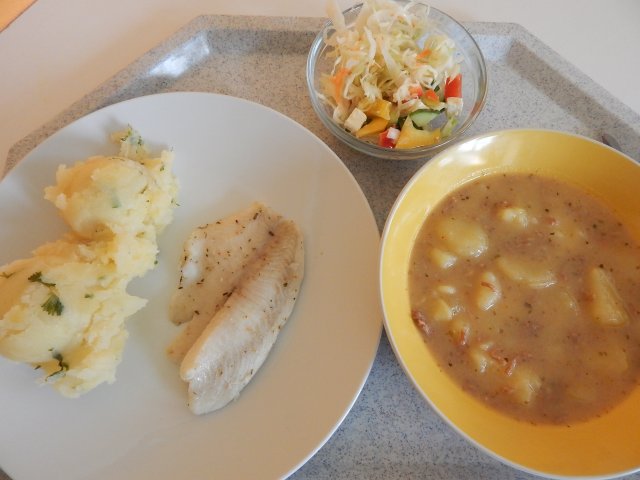 gulášovka, talápie na bylinkách, šťouchaný brambor