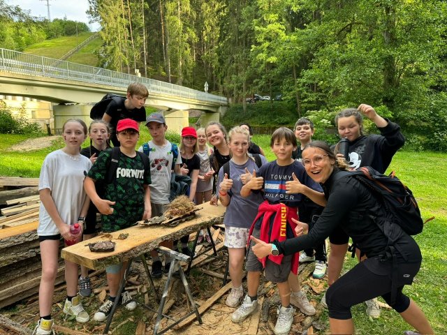 c357c58a-04e8-44c7-a778-3cf546ee8e40