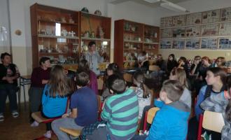 Debata s paní Holakovskou – pamětnicí tragických událostí v obci Leskovice 